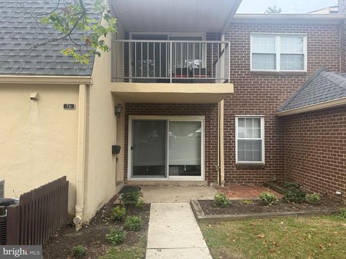 76-76 Old Forge Xing, DEVON, PA, 19333-1119 | Card Image