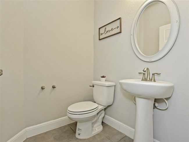Powder bath downstairs | Image 22