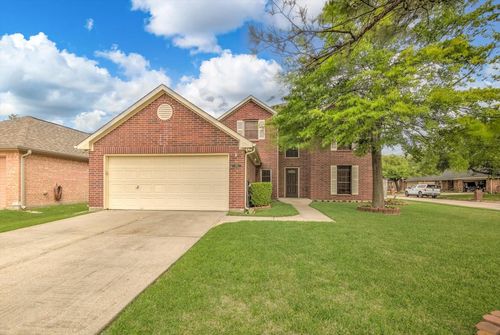 1102 Glenmeadows Dr, La Porte, TX, 77571-7807 | Card Image