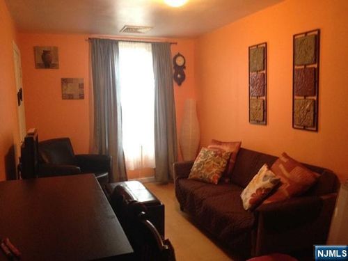 2nd-334 Union Ave, Rutherford, NJ, 07070-1573 | Card Image
