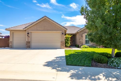 875 Wind Cove Pl, Redding, CA, 96001-0257 | Card Image