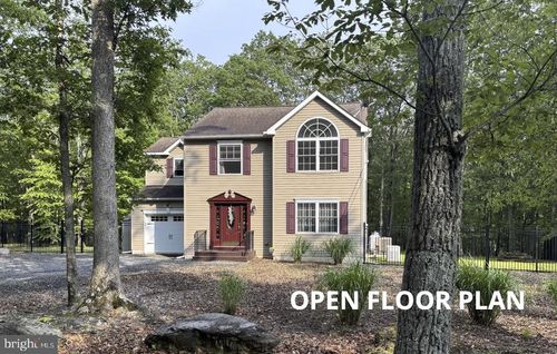 287 Sunrise Dr, Henryville, PA, 18332-7873 | Card Image