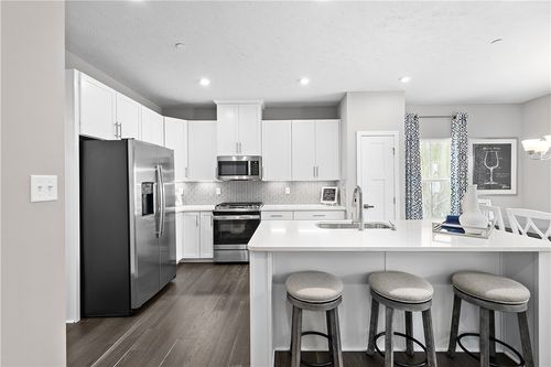 123 Olivia Dr, Eighty Four, PA, 15330 | Card Image