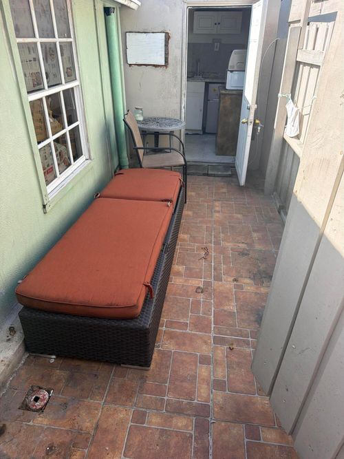 c-1822 Cleveland St, Hollywood, FL, 33020-3132 | Card Image