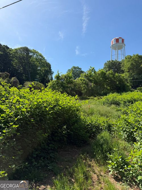 513 Mount Crest Dr, Gainesville, GA, 30501-6536 | Card Image