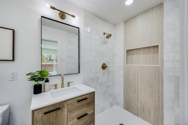 11704 Indianhead Dr, House other with 3 bedrooms, 2 bathrooms and 4 parking in Austin TX | Image 26