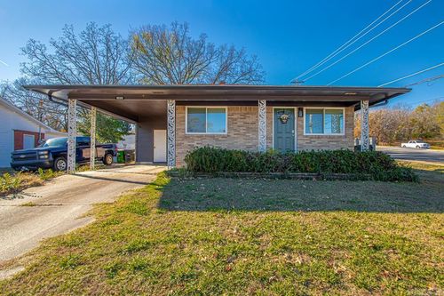 8225 Bronco Ln, Sherwood, AR, 72120-5332 | Card Image