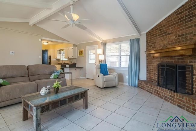 3013 Keystone St, House other with 3 bedrooms, 2 bathrooms and null parking in Longview TX | Image 8