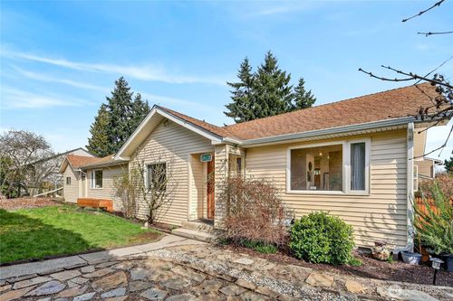 10128 35th Avenue Sw, Seattle, WA, 98146 | Card Image