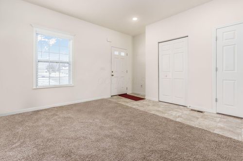 5135 Bitternut Ln, Groveport, OH, 43125-9125 | Card Image