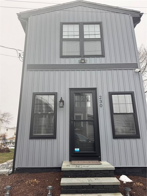230 Cedar Ave, Portsmouth, RI, 02871-4513 | Card Image