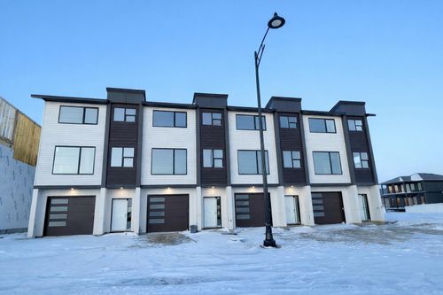 63 Lavelle Close, Red Deer, AB, T4R0V7 | Card Image