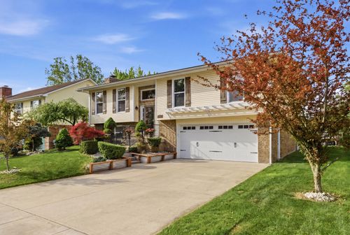 2912 Easthills Dr, Lexington, KY, 40515-5936 | Card Image