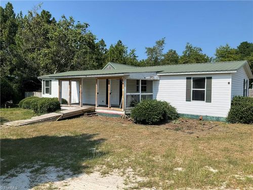 269 Beagle Run Ln, Aberdeen, NC, 28315-4550 | Card Image