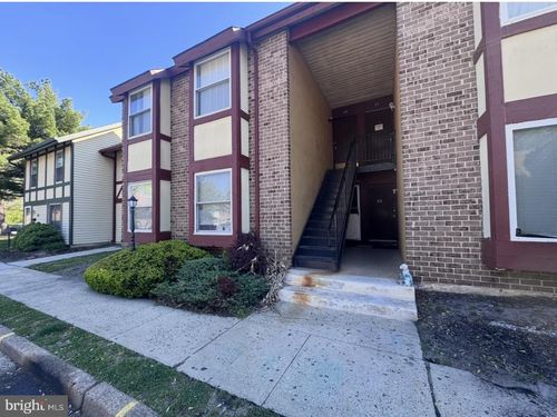 33 Chelsea Cir, CLEMENTON, NJ, 08021-4235 | Card Image