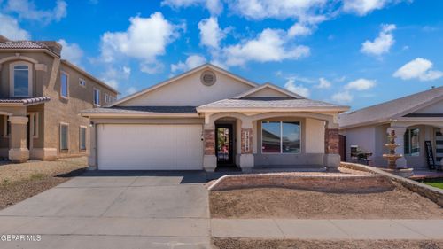 13178 Kestrel Ave, Horizon City, TX, 79928-6210 | Card Image