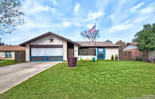 5303 Cerro Vista St, San Antonio, TX, 78233-5567 | Card Image