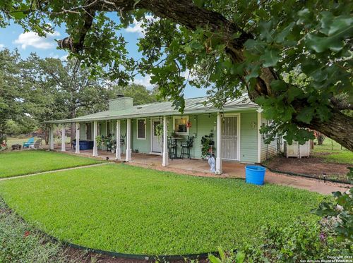 721 Rocky Creek Rd, Fredericksburg, TX, 78624-6208 | Card Image