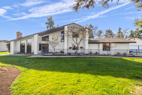 21487 Avenue 332, Woodlake, CA, 93286-9633 | Card Image
