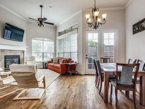 2203 Kirby St, Dallas, TX, 75204-4626 | Card Image