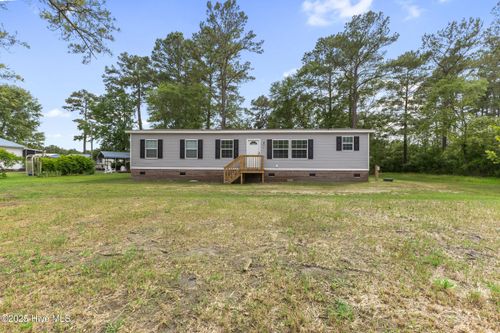 311 Swinson Rd, Maple Hill, NC, 28454-8652 | Card Image
