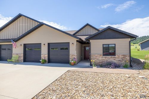 7928 Duke Pkwy, Spearfish, SD, 57783-8677 | Card Image