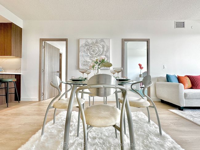 1902 - 25 Mcmahon Dr, Condo with 3 bedrooms, 3 bathrooms and 1 parking in North York ON | Image 14