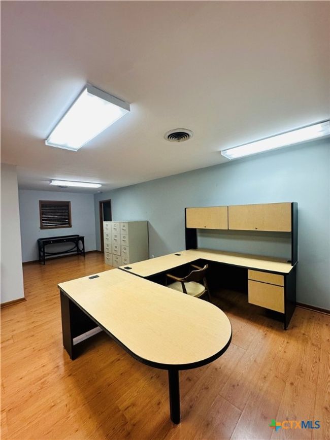 large reception area | Image 5