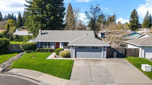 6 Coastal Court, Sacramento, CA, 95831 | Card Image
