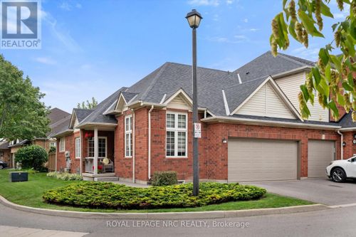 77-100 Beddoe Drive, Hamilton (Chedoke Park), ON, L8P4Z2 | Card Image