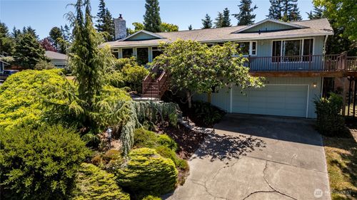 179 Hurricane Ridge Dr, Sequim, WA, 98382-9377 | Card Image
