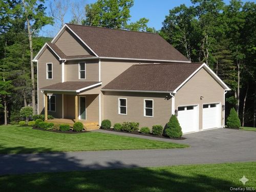 1025 Pine Kill Rd, Wurtsboro, NY, 12790-8201 | Card Image