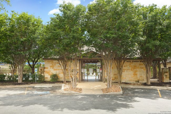 8803 Shuteye Peak, House other with 4 bedrooms, 2 bathrooms and null parking in Helotes TX | Image 28