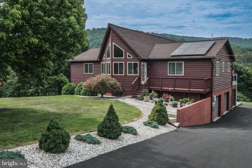 17 Owens Ct, FRONT ROYAL, VA, 22630-6140 | Card Image