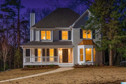 699 Olde Towne Cir, ALABASTER, AL, 35007-8103 | Card Image