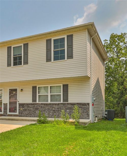 312 Central Park Ave, Bethlehem, PA, 18018-4353 | Card Image