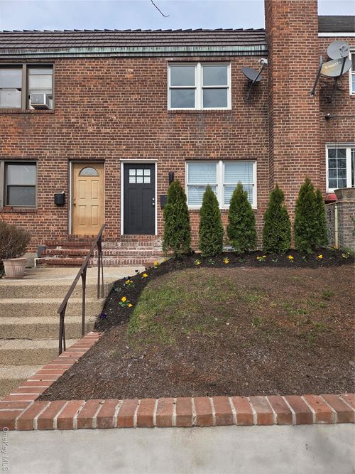 216-07 115th Ter, Cambria Heights, NY, 11411-1113 | Card Image