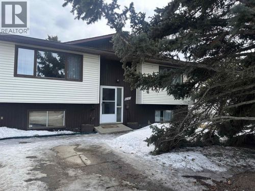 8107 97 Avenue, Fort St John, BC, V1J1L8 | Card Image