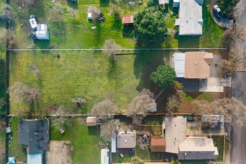 520 N Golden Gate Ave, Stockton, CA, 95205-4744 | Card Image