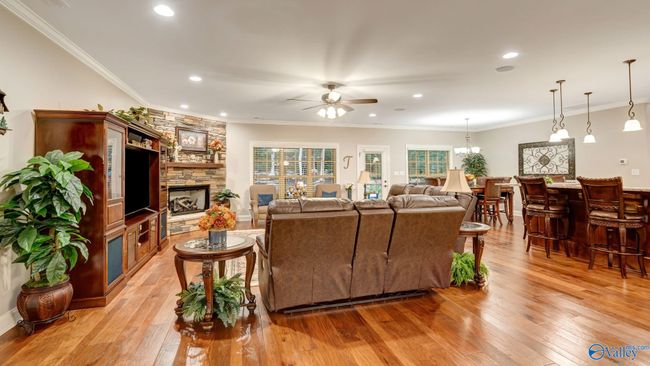 12313 Bell Rd Sw, House other with 4 bedrooms, 3 bathrooms and null parking in Huntsville AL | Image 12