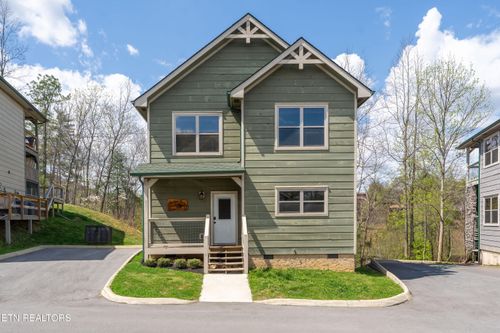 911 Osprey Way, Pigeon Forge, TN, 37863 | Card Image