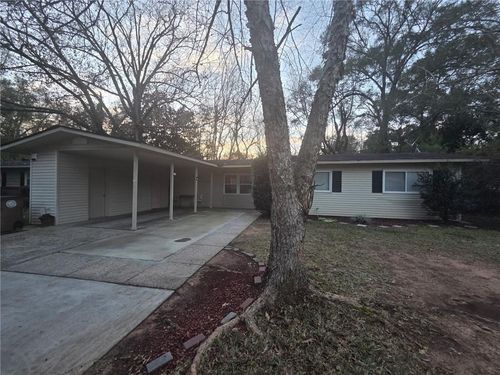 652 Wilshire Rd, Mobile, AL, 36609-5917 | Card Image