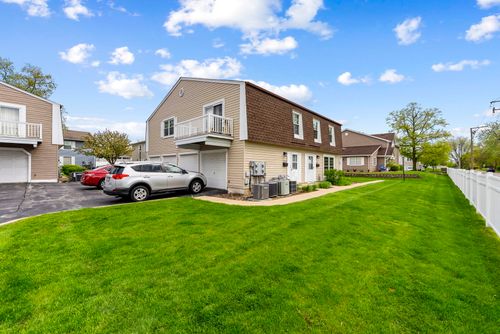 unit-d-1585 Woodcutter Ln, Wheaton, IL, 60189-9189 | Card Image