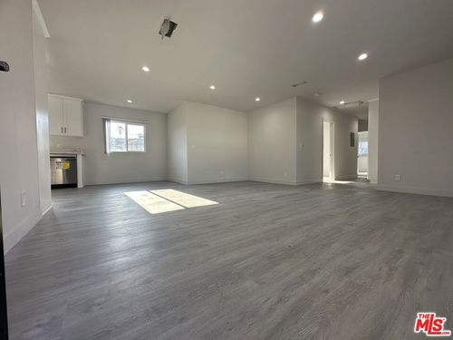 8-1145 S Holt Ave, Los Angeles, CA, 90035-2496 | Card Image