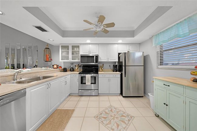 B10 - 245 Coldeway Dr, Condo with 2 bedrooms, 2 bathrooms and null parking in Punta Gorda FL | Image 13