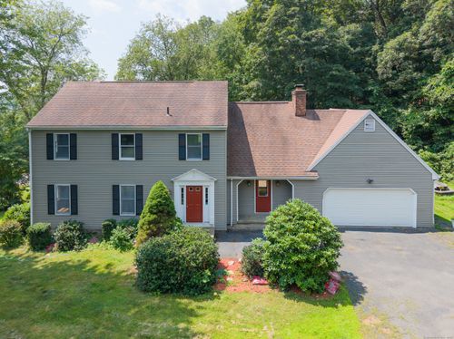 67 Cedar Rdg, Watertown, CT, 06779-1462 | Card Image