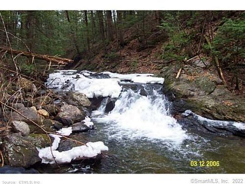 23 Deer Run Rd, Collinsville, CT, 06019-3719 | Card Image