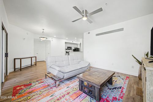 120-9820 N Central Ave, Phoenix, AZ, 85020-1032 | Card Image