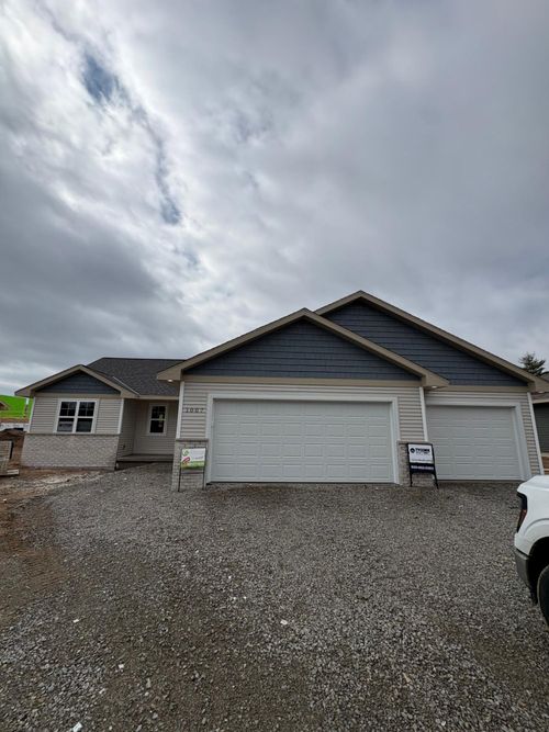 1007 Constellation Way, Marinette, WI, 54143 | Card Image
