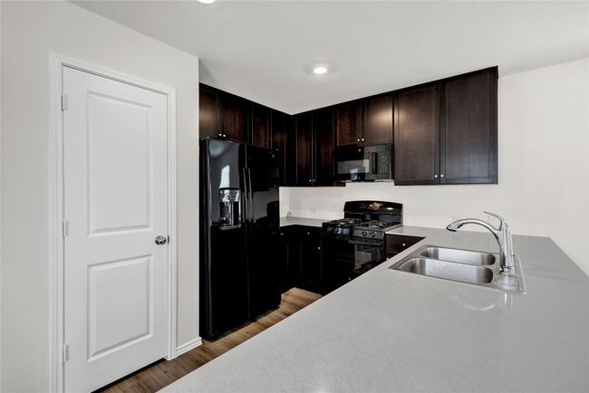 231 Gabbro Gdns, House other with 4 bedrooms, 3 bathrooms and 2 parking in Maxwell TX | Image 4
